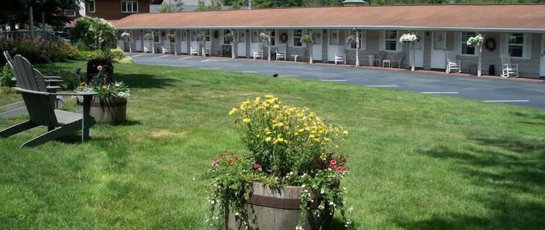 Motel Alpine Village Inn