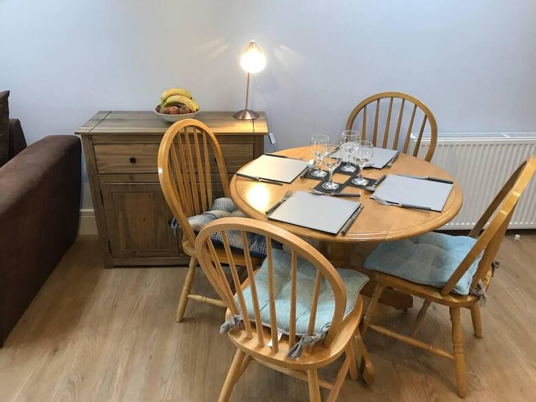 Cozy Lodge Sleeps 4 In Barton-upon-humber