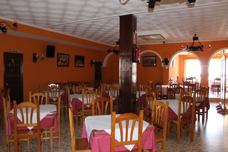 El Faisan C&r Hotel