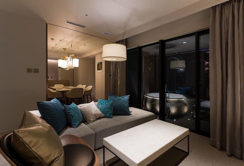 The Skm Tokyo Hotel&dining
