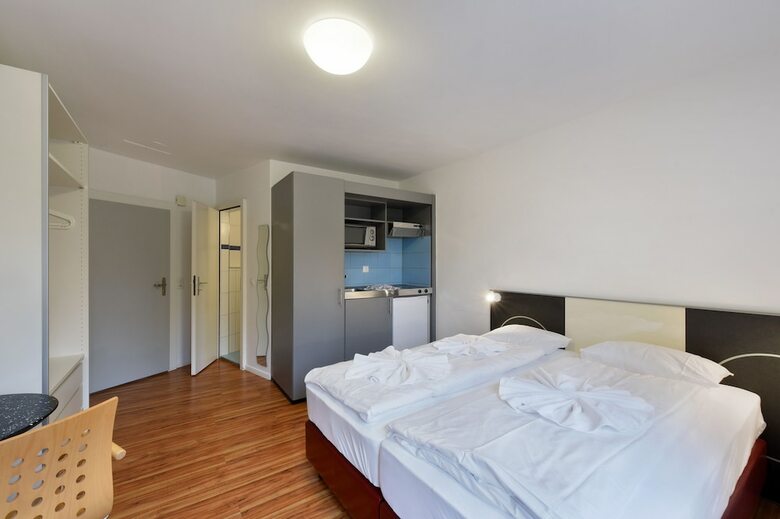 Apartamentos Swiss Star California