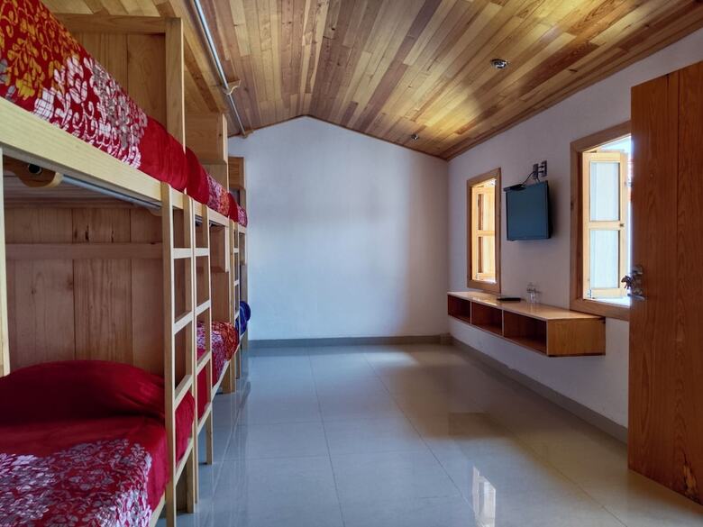Hotel Y�