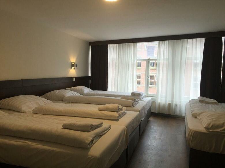 Hotel Damrak Inn