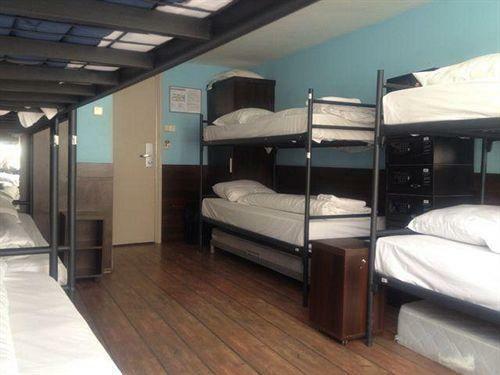 Hotel Damrak Inn