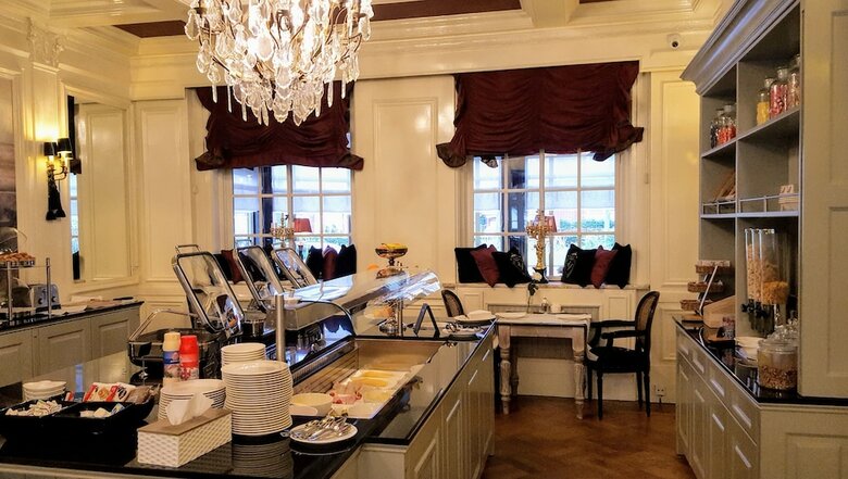 Apollofirst Boutique Hotel