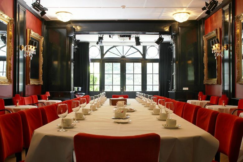 Apollofirst Boutique Hotel