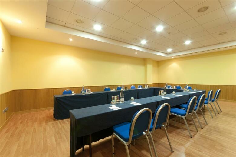 Hotel V�rtice Indalo Almer�a