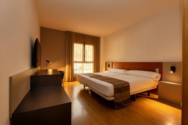 Hotel V�rtice Indalo Almer�a