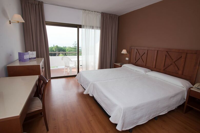 Hotel TRH Para�so