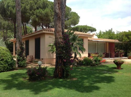 Hostal Villa Bouganvillea