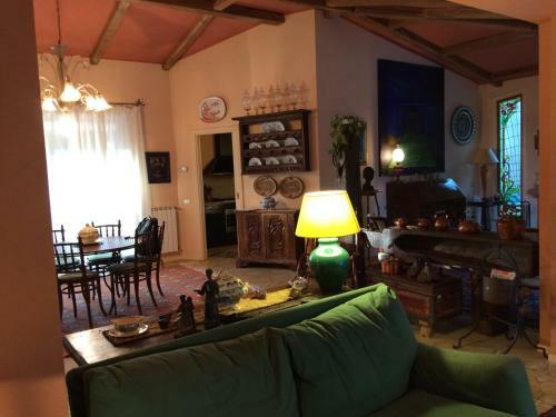 Hostal Villa Bouganvillea