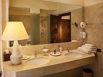 Hotel Costa Dei Fiori