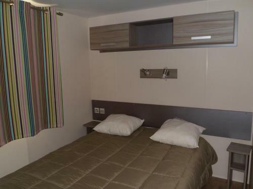 Camping Rives Des Corbi�res