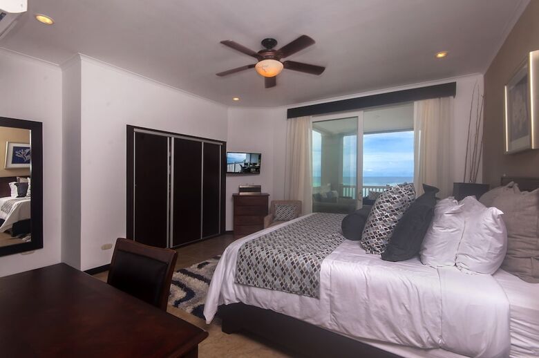 The Palms By Dream Makers