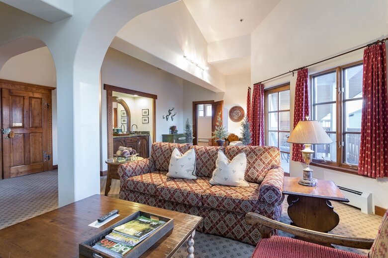 Hotel Goldener Hirsch, Auberge Collection