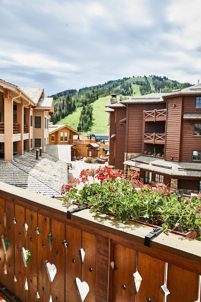 Hotel Goldener Hirsch, Auberge Collection