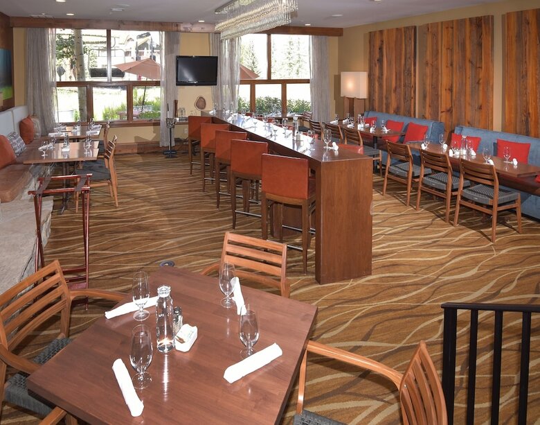 Hotel Osprey 303