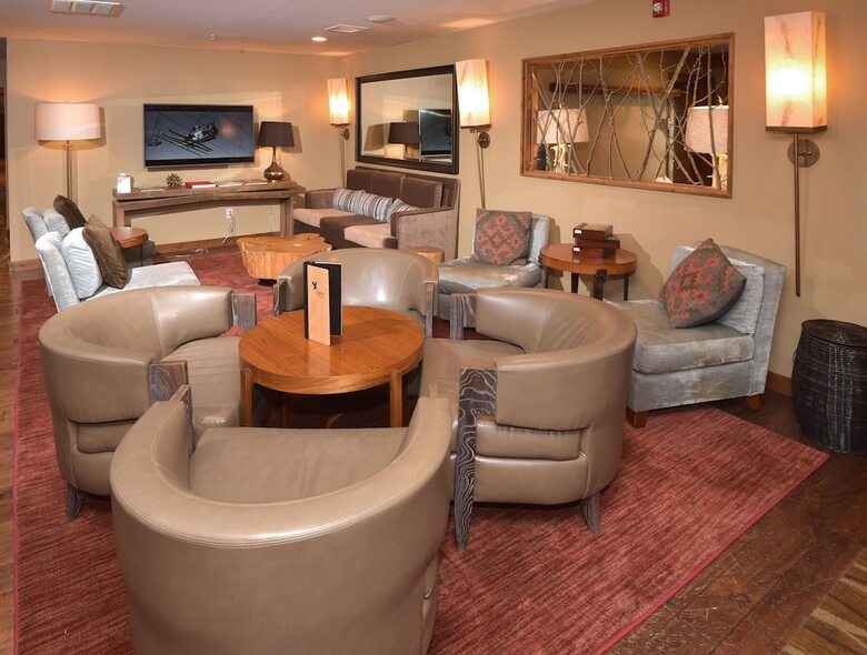 Hotel Osprey 303