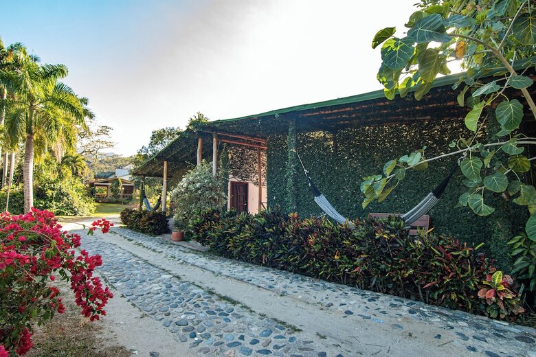 Portales Del Tayrona Garden Hotel