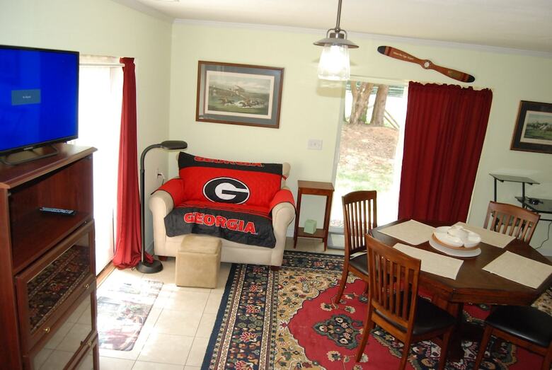 The Colonels B&B And Inn