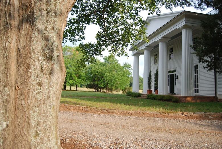The Colonels B&B And Inn