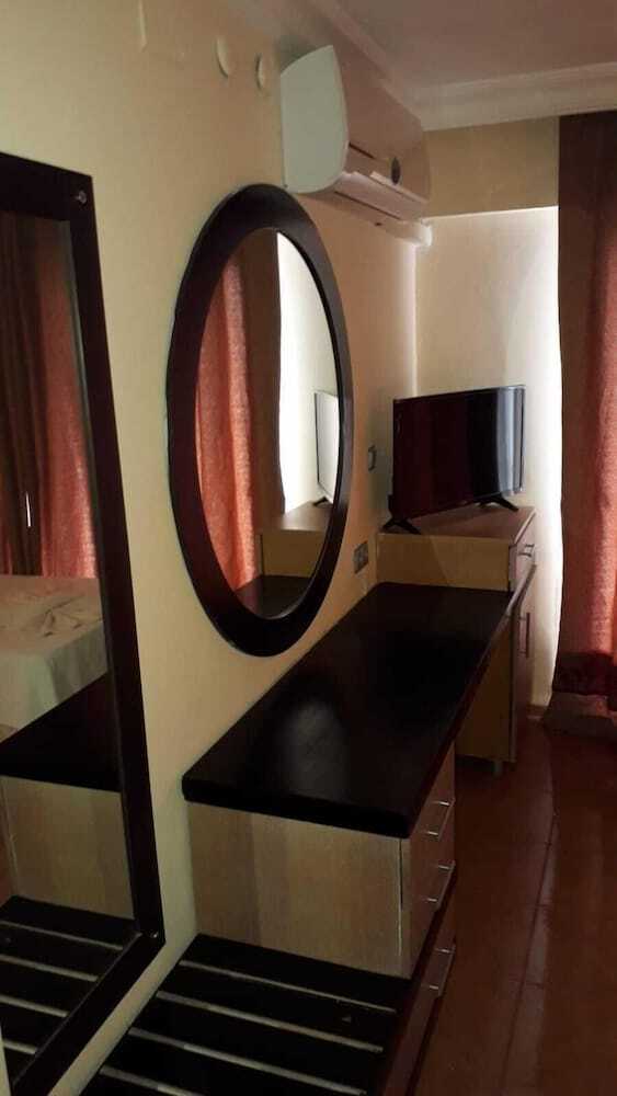 Hotel Santur