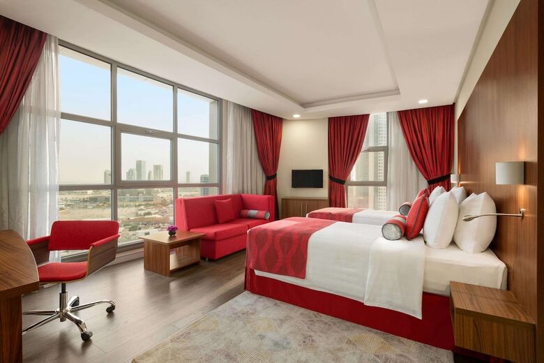 Hotel Ramada Encore By Wyndham Kuwait Downtown