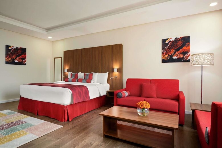 Hotel Ramada Encore By Wyndham Kuwait Downtown