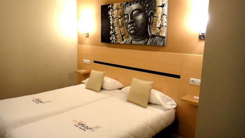 Pension Hostal Live Natura Barcelona