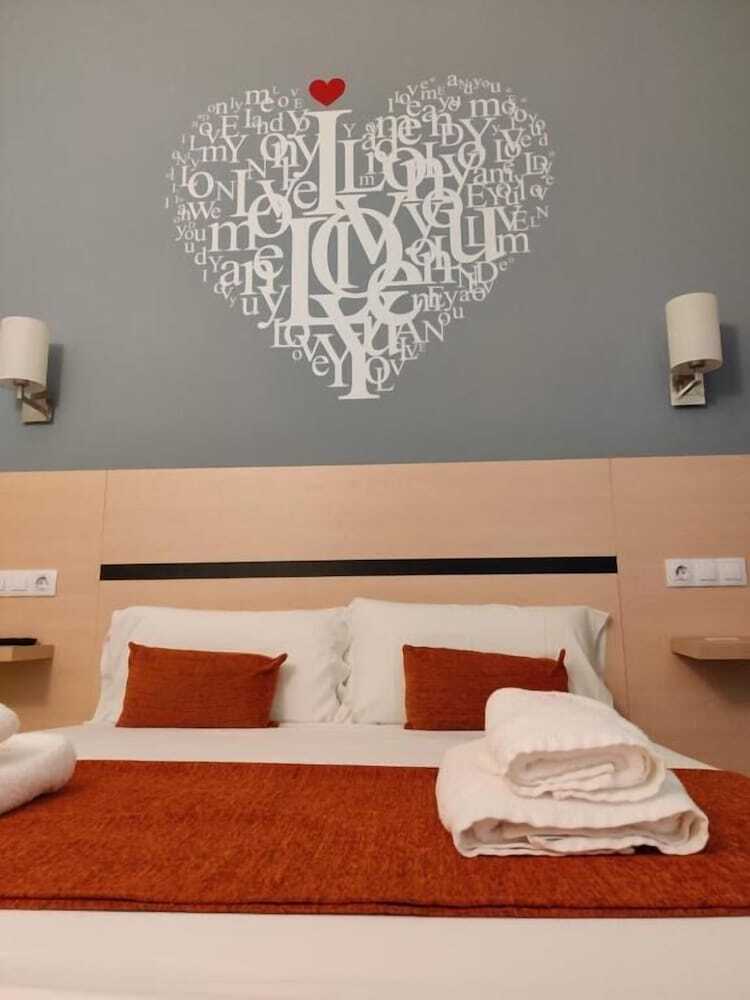 Pension Hostal Live Natura Barcelona