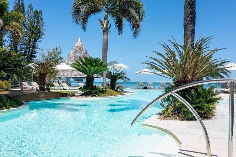 Hotel Chateau Royal Beach Resort And Spa