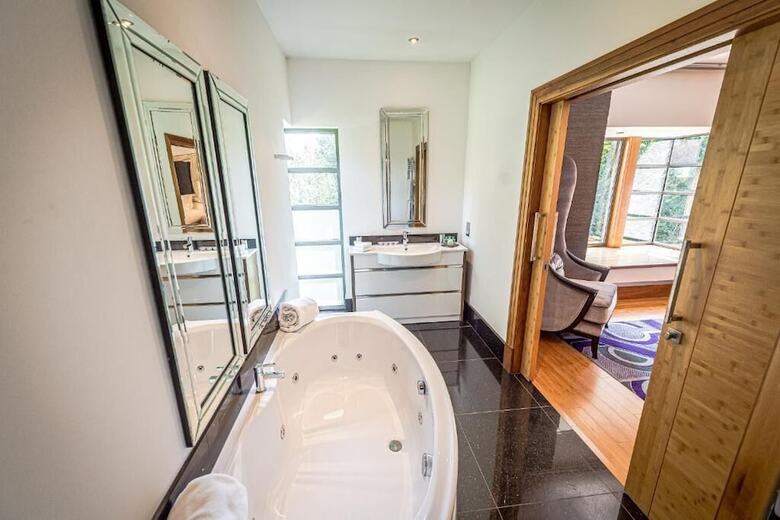 Leverhulme Hotel