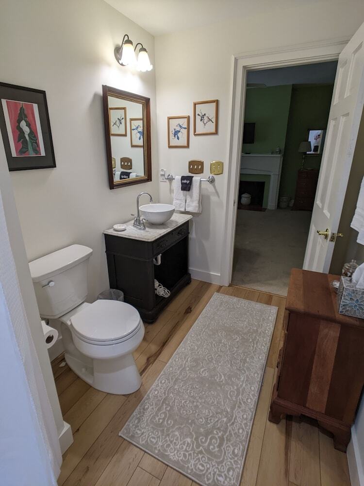 Benjamin Ellis House Bed & Breakfast