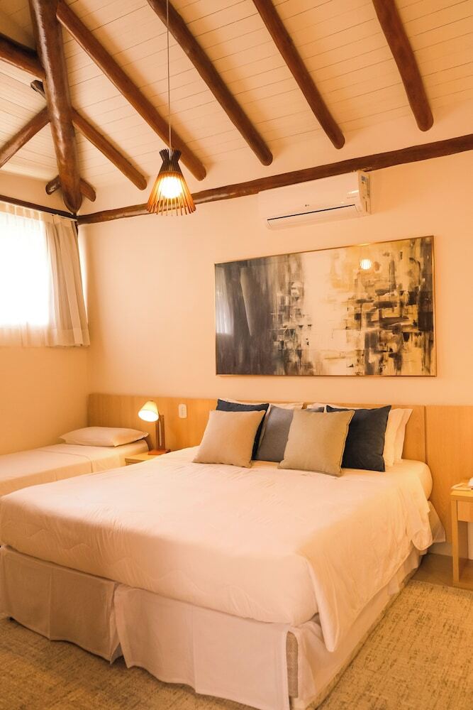 Abric� Beach Hotel