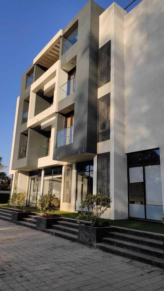 Hotel Apricsu Treeo Lonavala