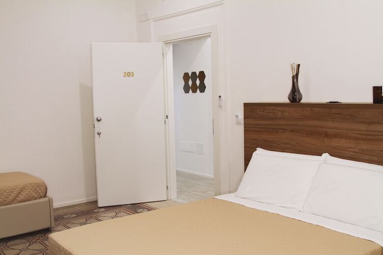 Partenope Luxury Rooms