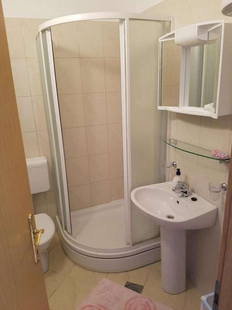 Apartments Jereb