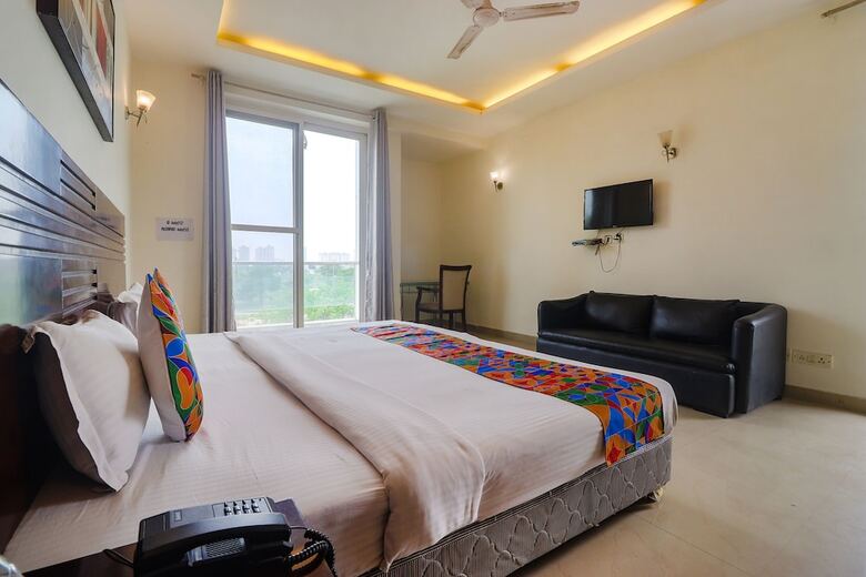 Hotel Fabexpress King's One