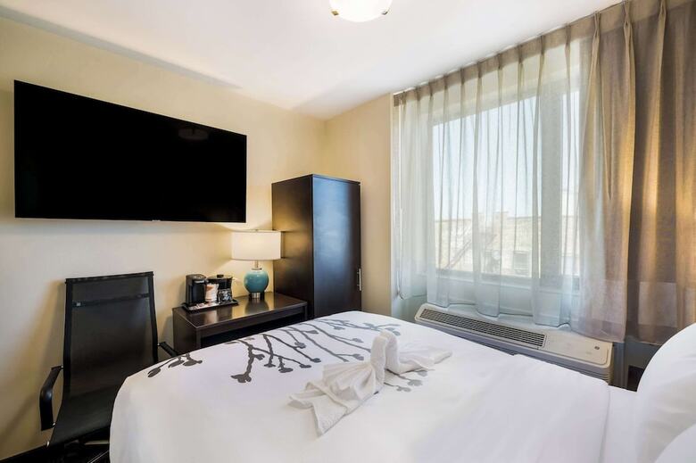 Hotel Sleep Inn Bronx - Soundview
