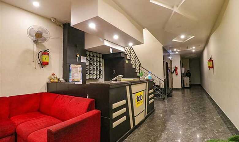 Fabhotel Agk
