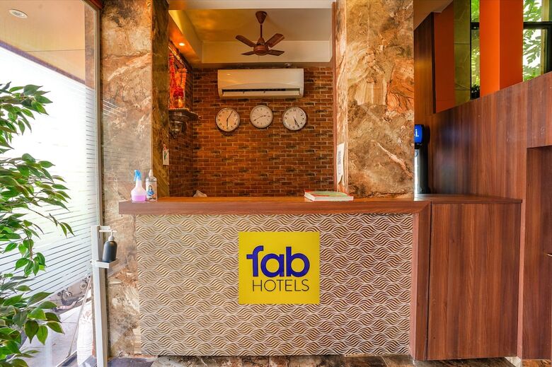Hotel Fabexpress Super 7 Inn