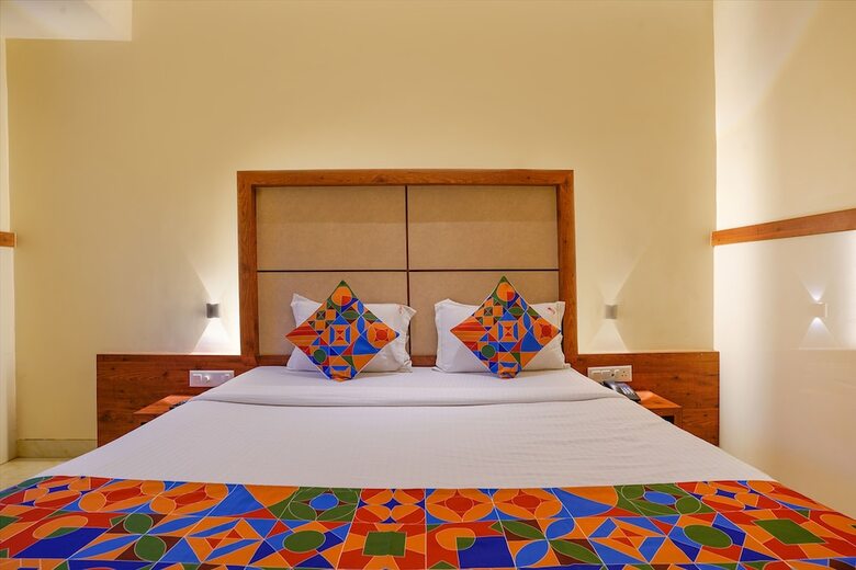 Hotel Fabexpress Super 7 Inn
