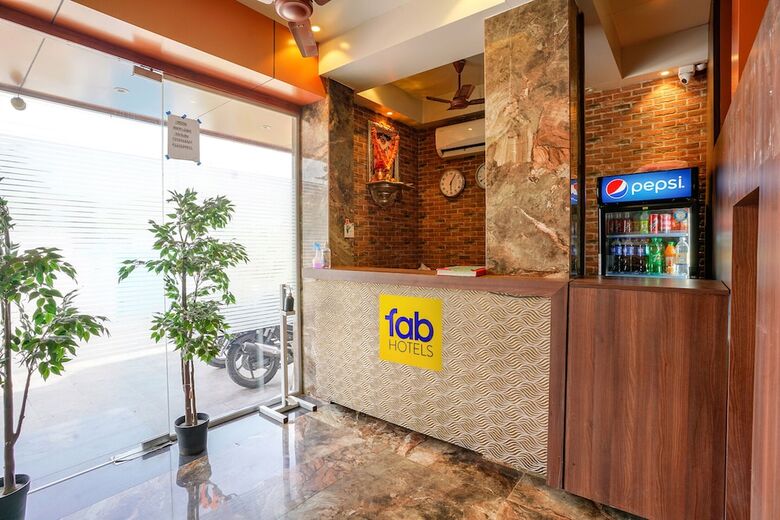 Hotel Fabexpress Super 7 Inn
