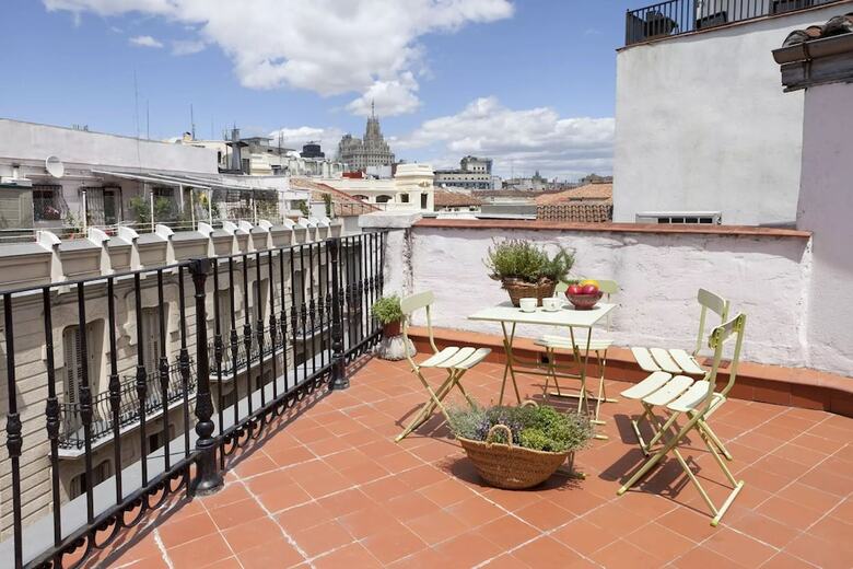 Aparthotel Apartamentos Mayor Centro