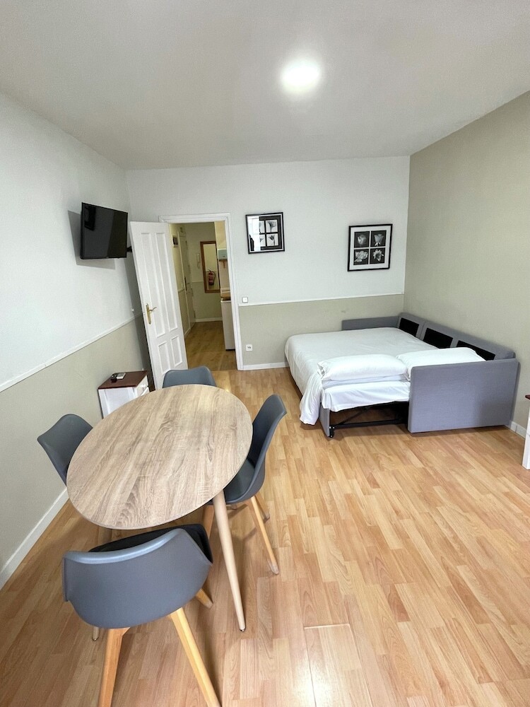 Aparthotel Apartamentos Mayor Centro