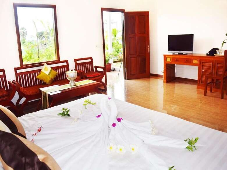 Bed & Breakfast Crystal Hotel