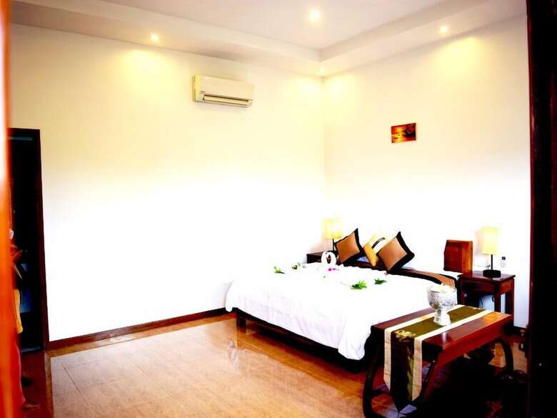 Bed & Breakfast Crystal Hotel