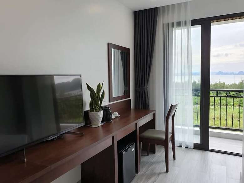 Ha Long Bay Tc Hotel