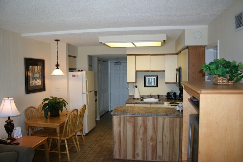 Hotel Kingfisher Inn