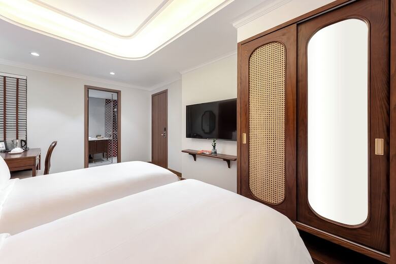 Hotel La Siesta Classic Hang Thung